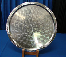 25`` Round Tray (Silver Trim)