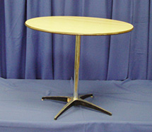 Round table with seats 4