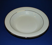 Salad/Soup plate white platinum